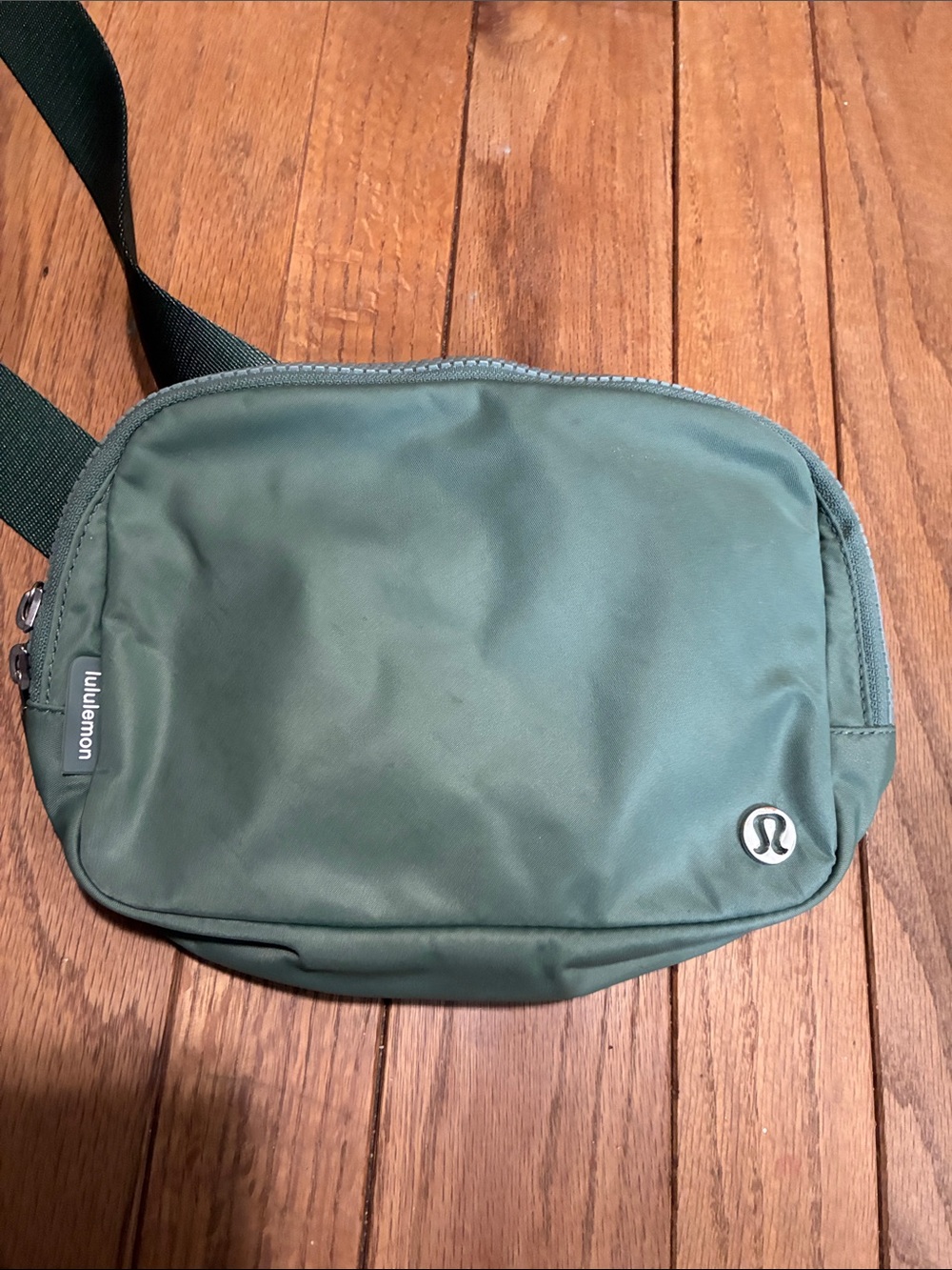 lululemon athletica sage belt bag